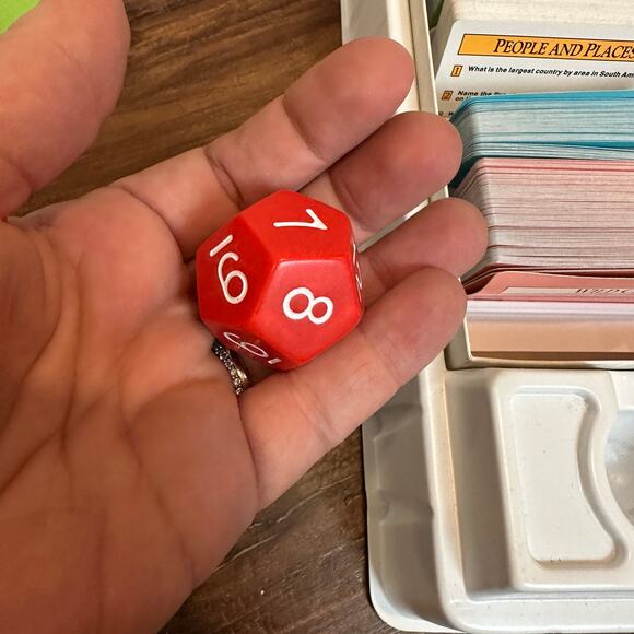 National Geographic Global Pursuit Board Game Complete 1987 Vintage - Picture 9 of 11